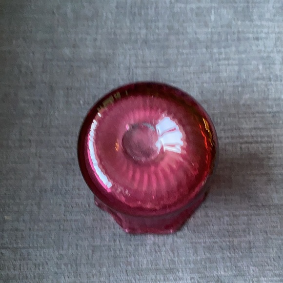 Vtg cranberry glass bud vase w/ applied clear band - Picture 3 of 7